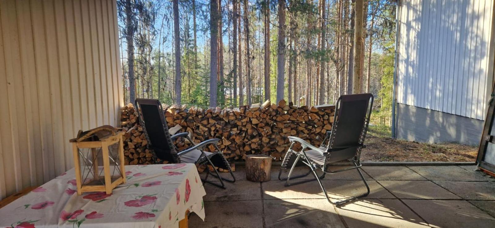 Готель Lapland Old School Муоніо Екстер'єр фото