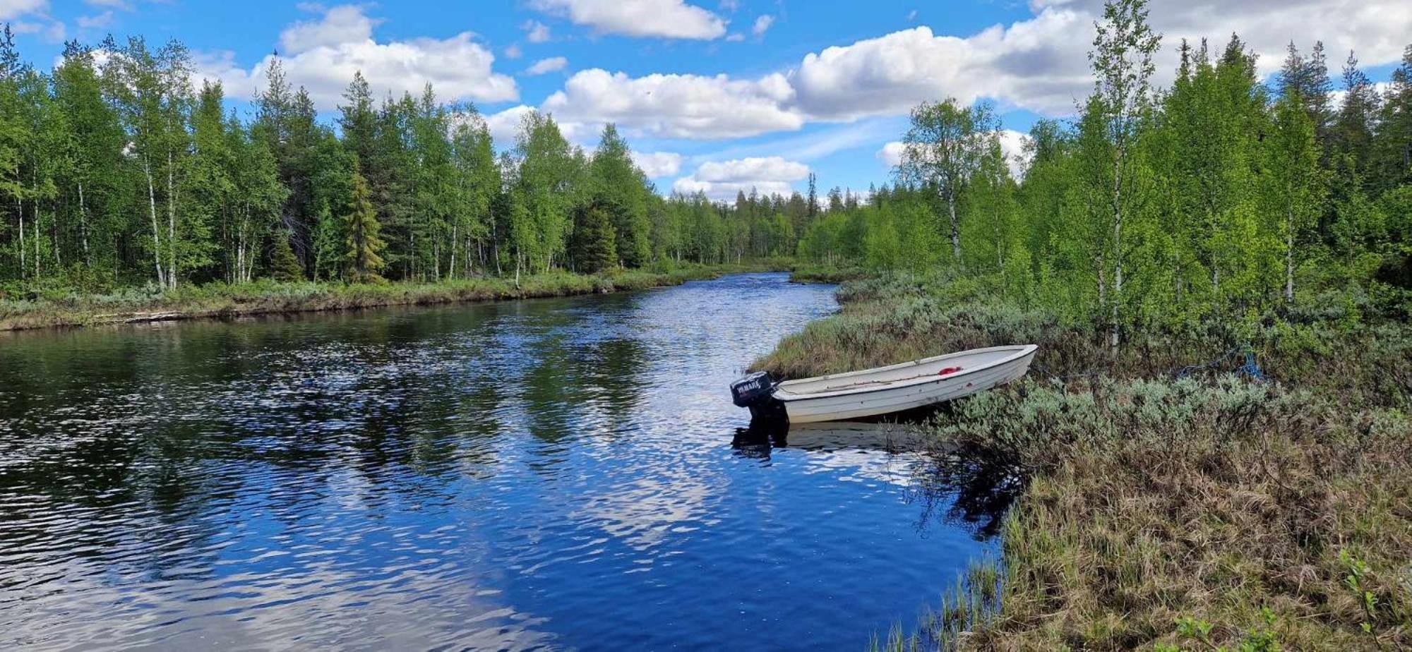 Готель Lapland Old School Муоніо Екстер'єр фото